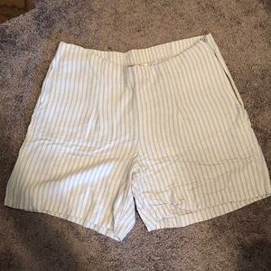 JJill Linen Shorts